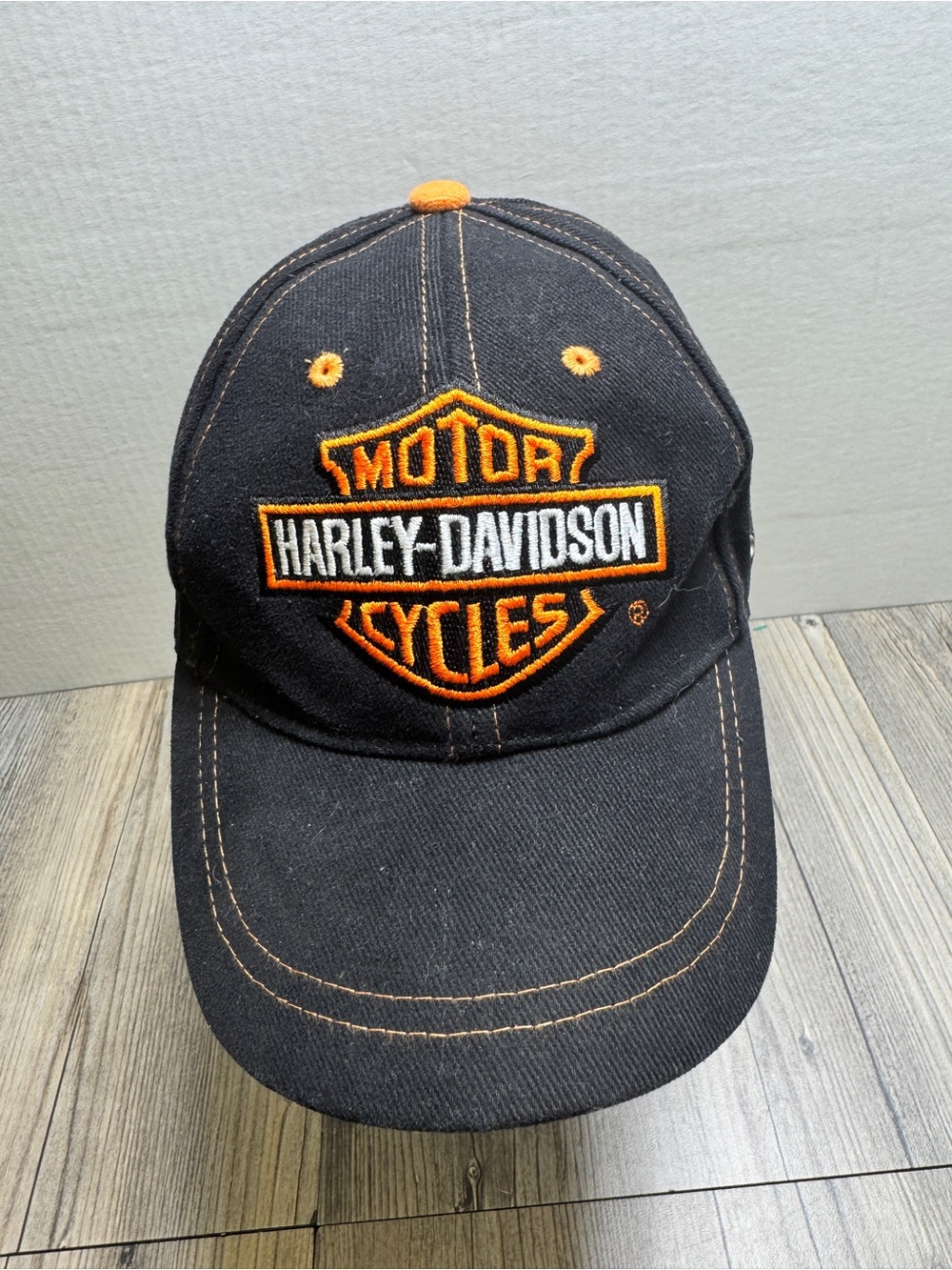Harley Davidson World Famous Motorcycles Mesh Trucker Cap Adjustable Strapback